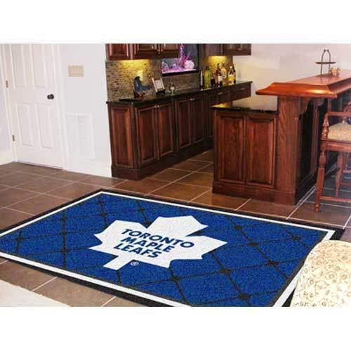 Toronto Maple Leafs NHL 5x8 Rug (60x92")"